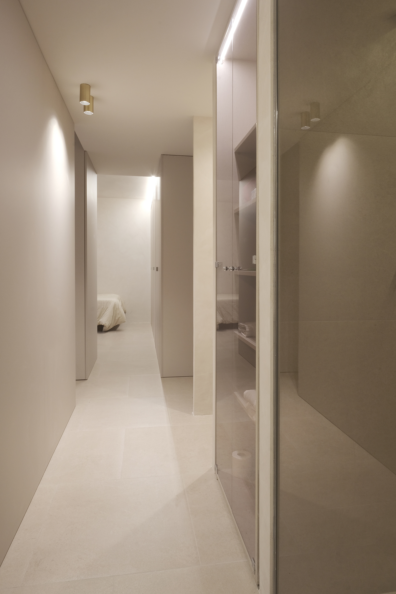 BiCubic - REFORMA- VIVIENDA- PISO- 90M2 -BICUBIC- DORMITORIO- DETALLE-PASILLO